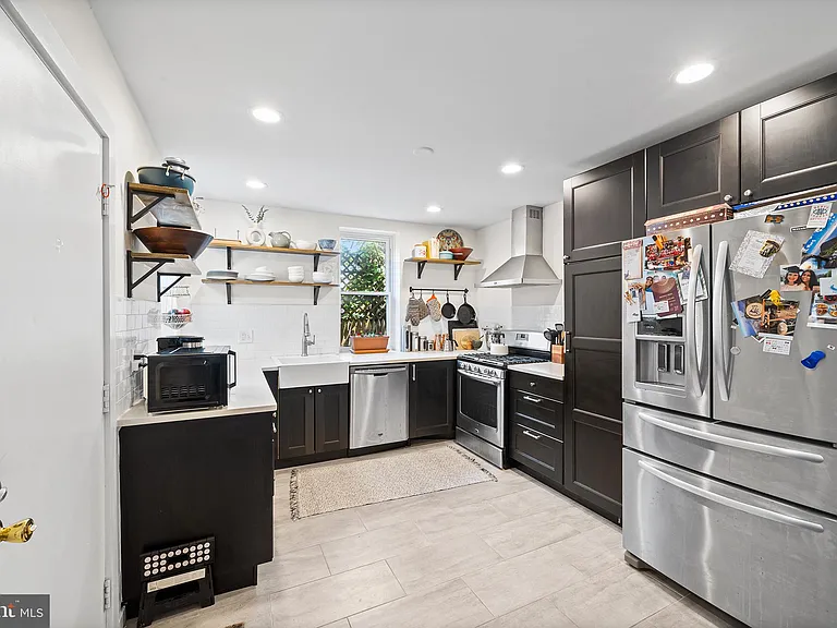 107 W Master St — Photo 11