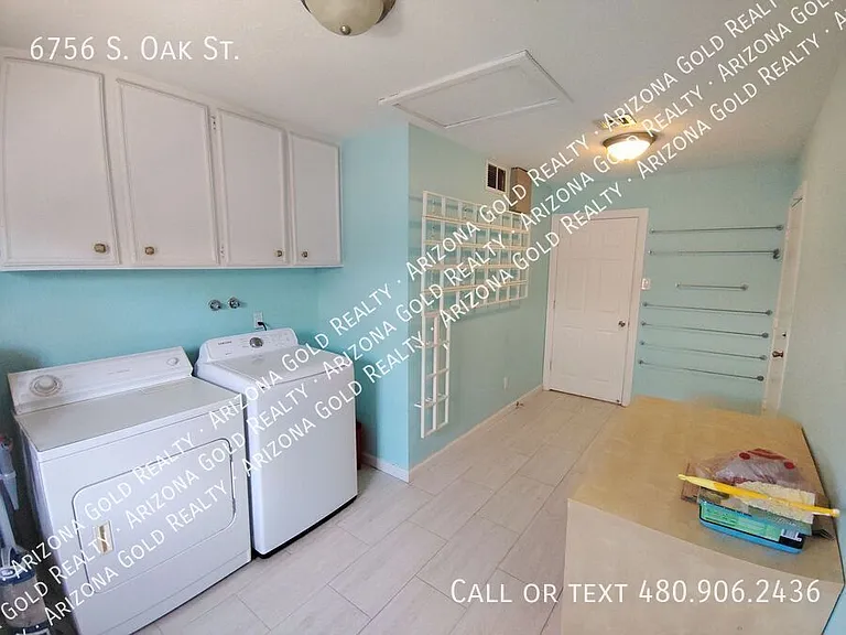 6756 S Oak St — Photo 28