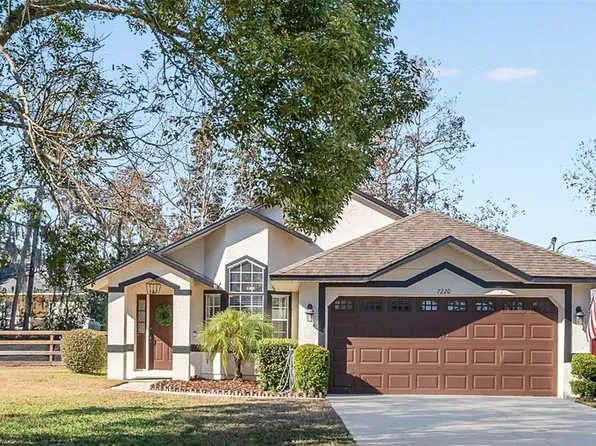 7220 Lake Dr, Sanford, FL 32771