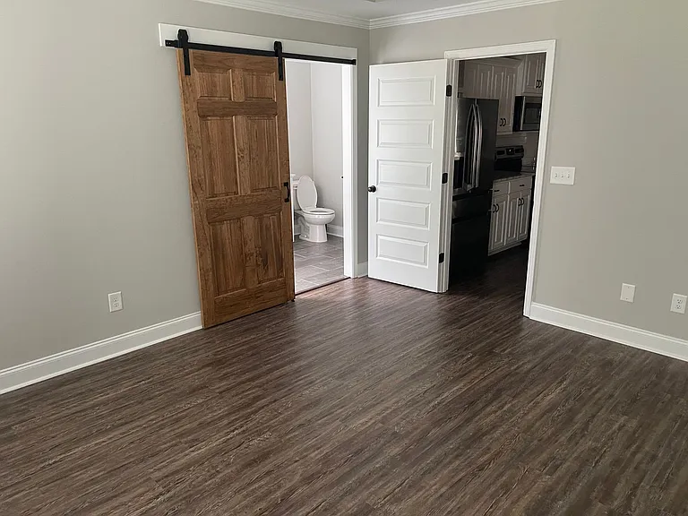 1407 Lowndes St — Photo 6