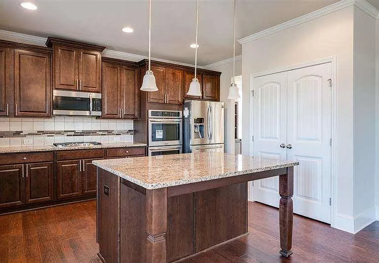4215 Miramount Overlook — Photo 11