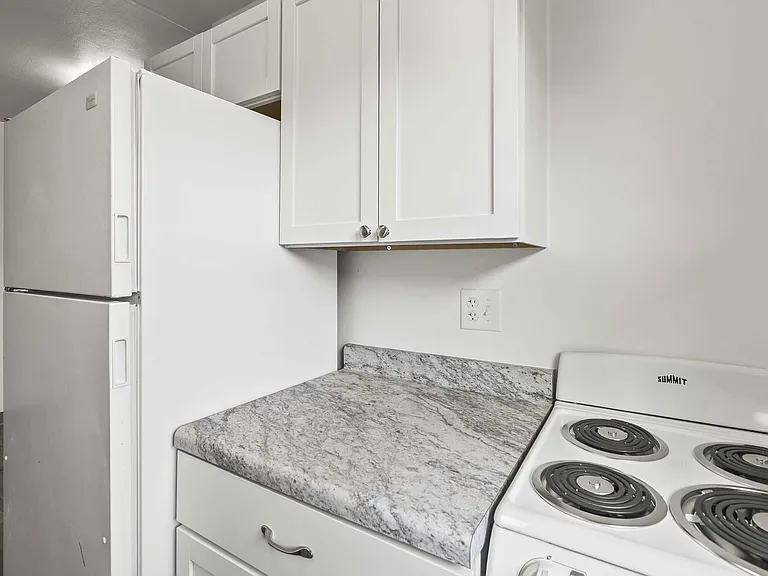 3309 S Jefferson Ave — Photo 1