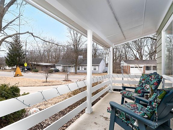 3rd image of 1977 Indian Trail Dr