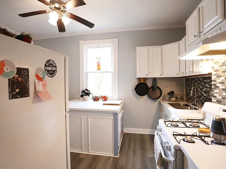 3001 1/2 E Marshall St #A — Photo 8