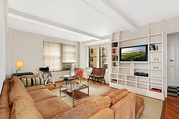 Rented by Corcoran | media 1