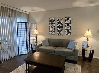 2810 N Arcadia Ct #107, Palm Springs, CA 92262