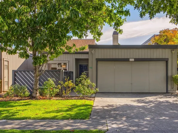 1042 Mangrove Ln, Alameda, CA 94502