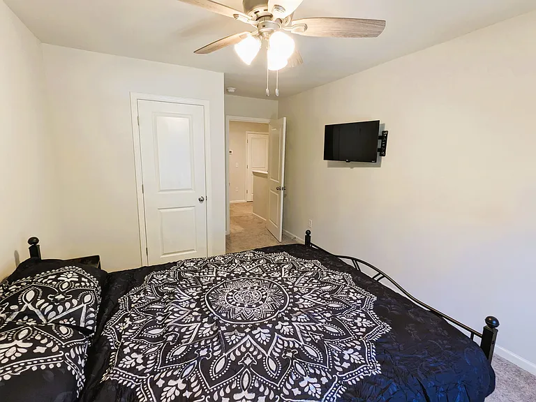768 Pantego Blvd SE — Photo 29