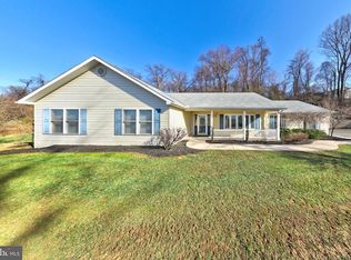 232 Lincoln Dr, New Cumberland, PA 17070