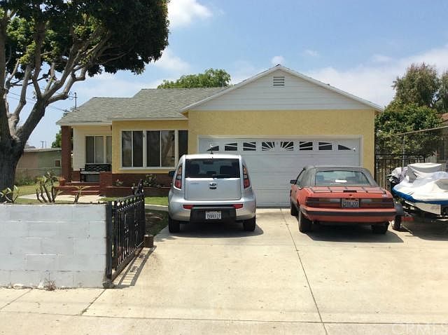 1st image of 10901 Garza Ave