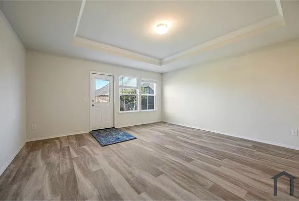 1109 Ainsley Ln — Photo 17