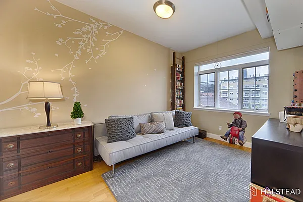 Rented by Halstead Real Estate | media 21