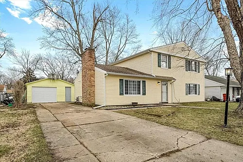 810 Centennial Dr Photo 1