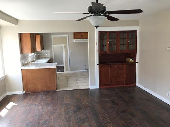 5th image of 327 N Record Ave