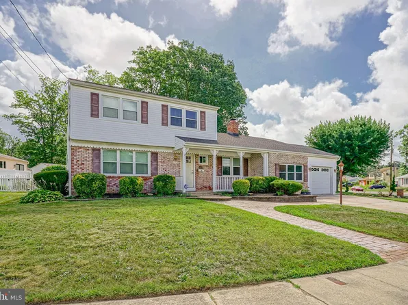 127 Oxford Pl, Williamstown, NJ 08094