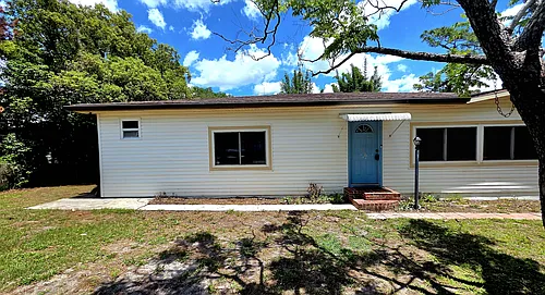 7033 Easter St Photo 1