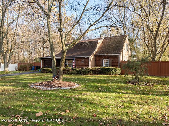 3rd image of 5 Copperfield Ct