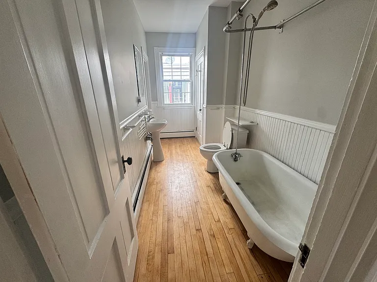 53 Nichols St #2 — Photo 5