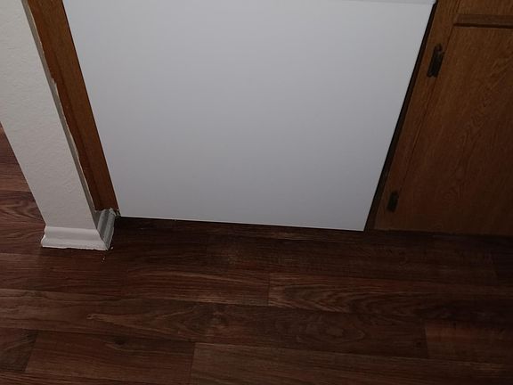 3rd image of 134 S Western Ave APT 16