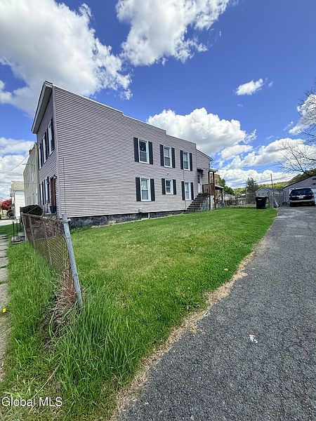 3rd image of 786 1st Avenue