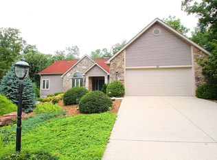 40 Renwick Dr, Fairfield Glade, TN 38558