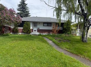 2622 42nd St SE, Calgary, AB T2B1G7