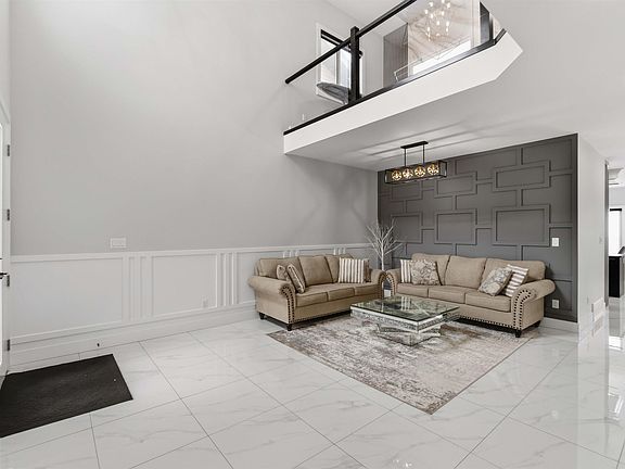 4th image of 1520 151st Ave NW