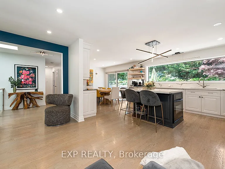 1410 Petrie Way — Photo 20