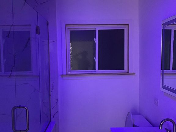 5th image of 2340 N Merrimac Ave #1