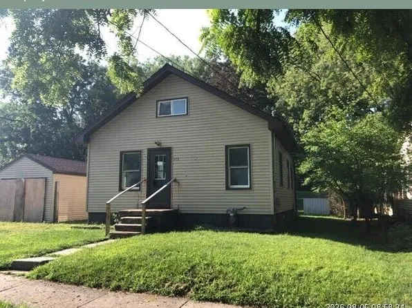 513 W Wellington St, Waterloo, IA 50701