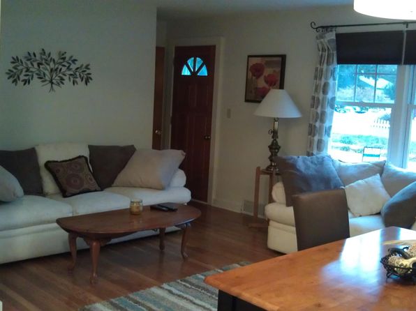 51 Black Point Rd