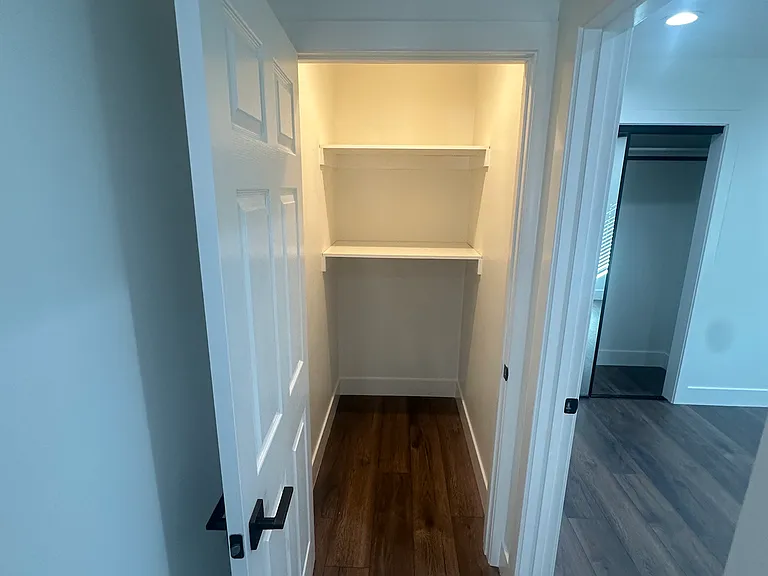 24659 Joanne St — Photo 30
