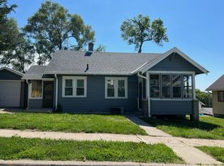 4901 S 14th St, Omaha, NE 68107