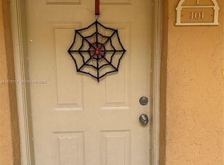 Venetian Garden, Hialeah, FL 33015