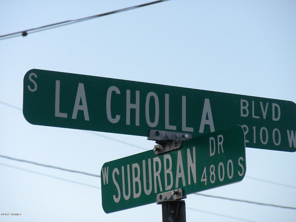 2nd image of 4701 S La Cholla Blvd
