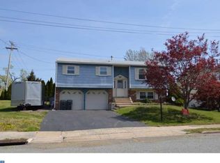 533 Ringold St, Phoenixville, PA