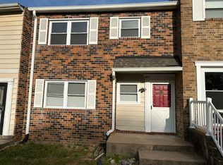 809 Sledgehammer Dr, Fredericksburg, VA 22405