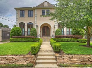 3526 Dumbarton St, Houston, TX 77025