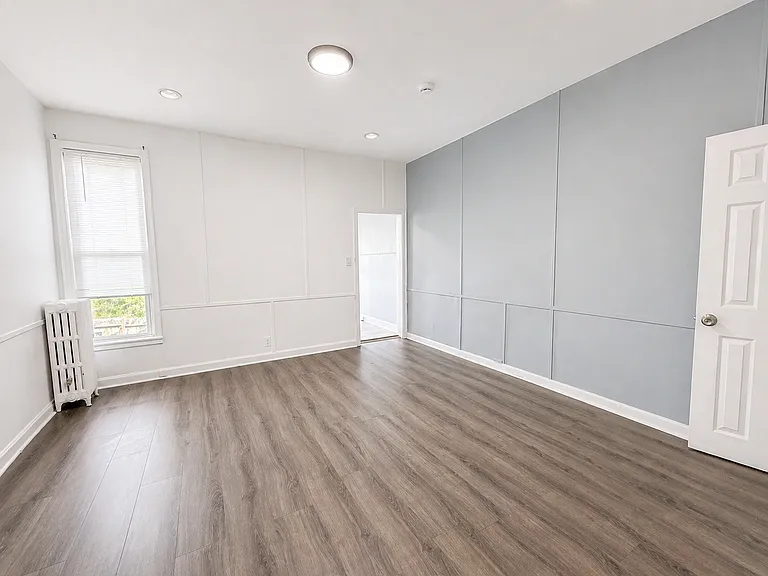 2828 Ellicott Dr — Photo 5