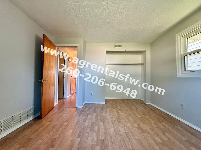 2911 Nordholme Ave — Photo 9