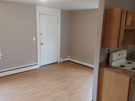 4th image of 3636 W 8th St #5