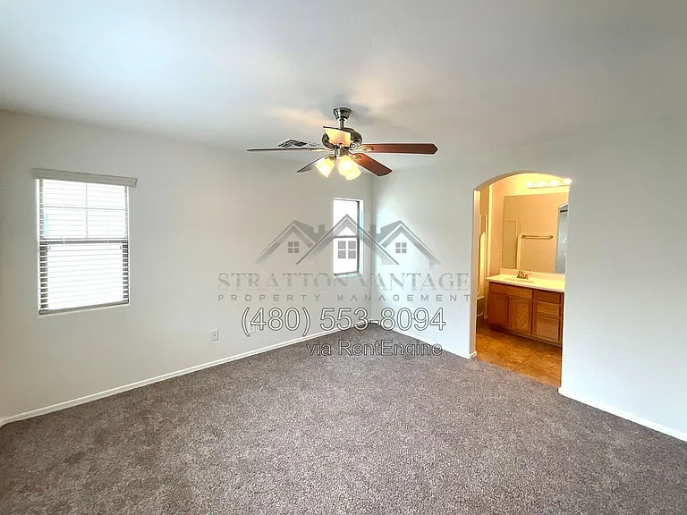 4737 E Olney Ave — Photo 5
