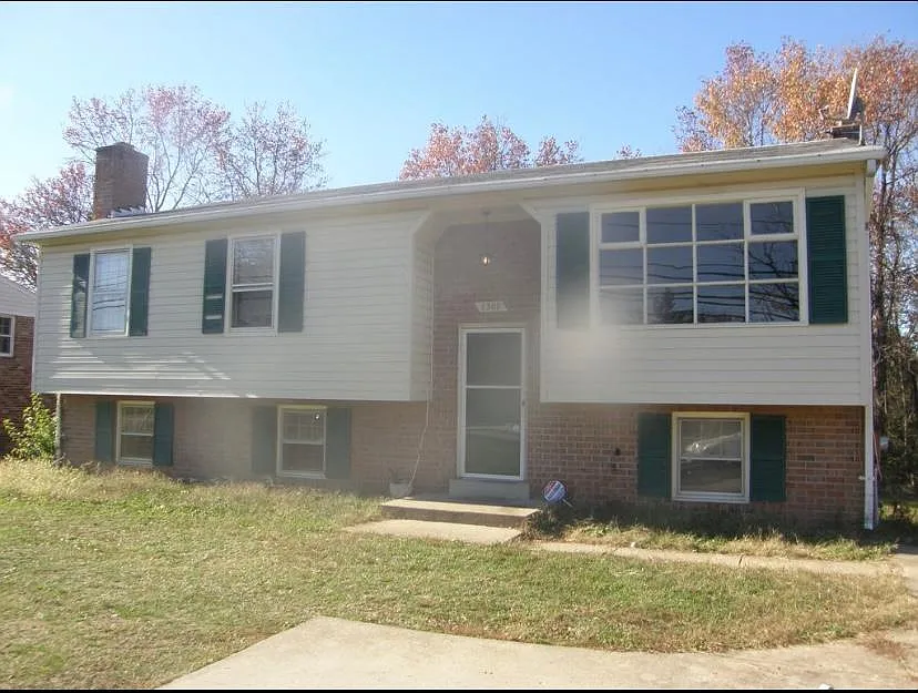 7309 Allentown Rd