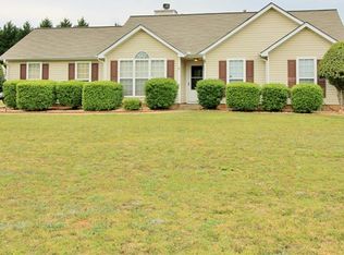 102 Massey Ln, Locust Grove, GA 30248
