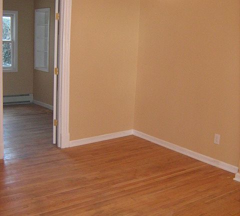 4th image of 387 1st St
