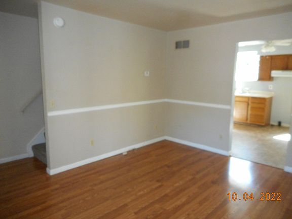 4th image of 567 Palace Ave