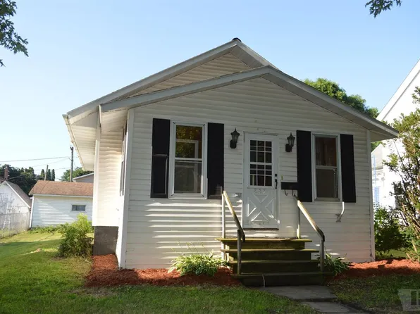 227 E Elmore St, Manly, IA 50456