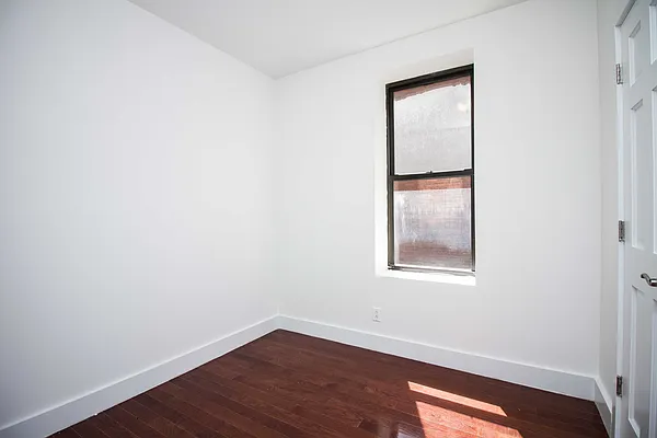 Rented by New Amsterdam Realty Group | media 25