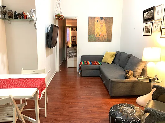 Rented by Nooklyn NYC LLC | media 38