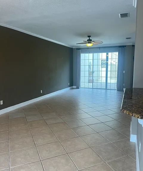 117 Hedgewood Dr — Photo 6